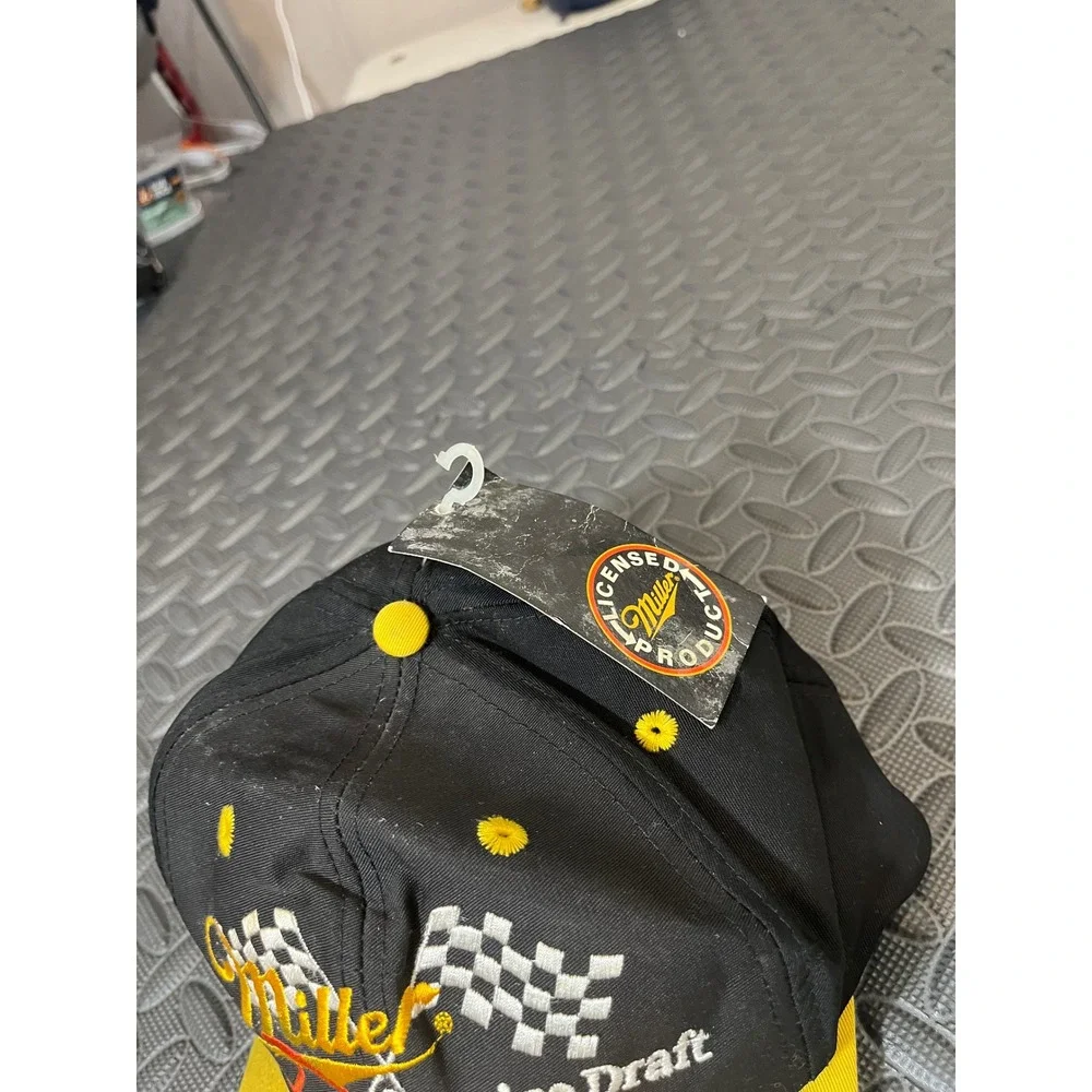 Vintage Rusty Wallace Miller Genuine Draft Hat Cap Snap Back Mens NASCAR 90s